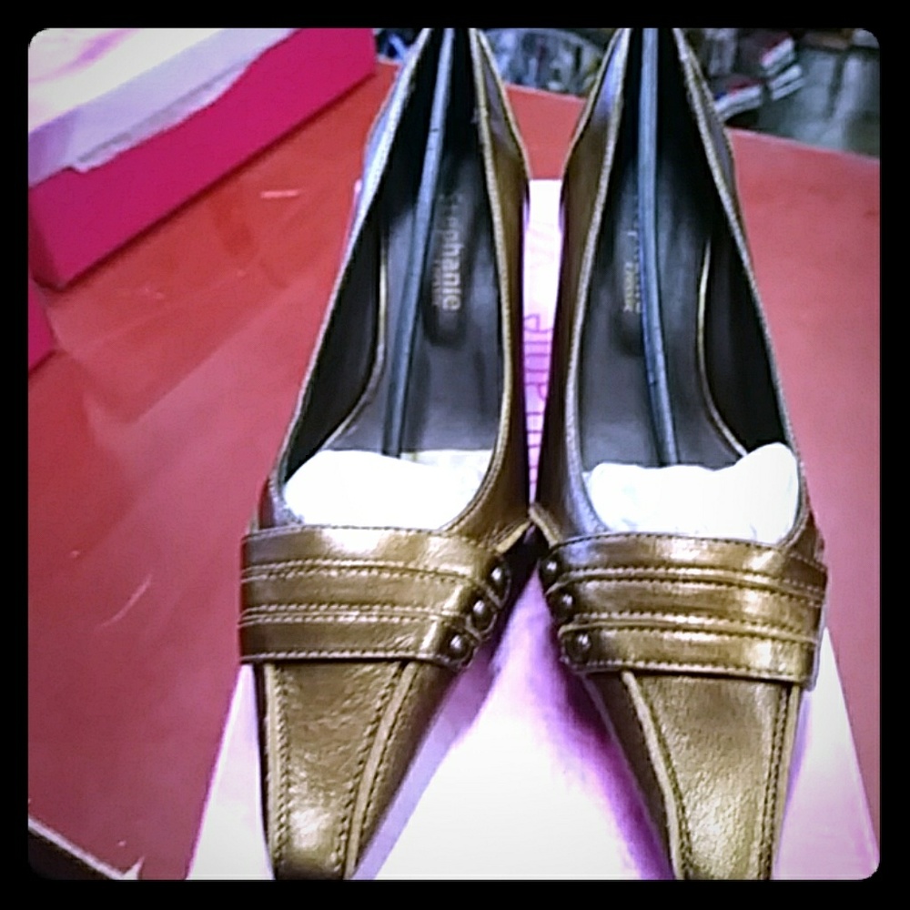 Stephanie Classics Ladies Short Heels